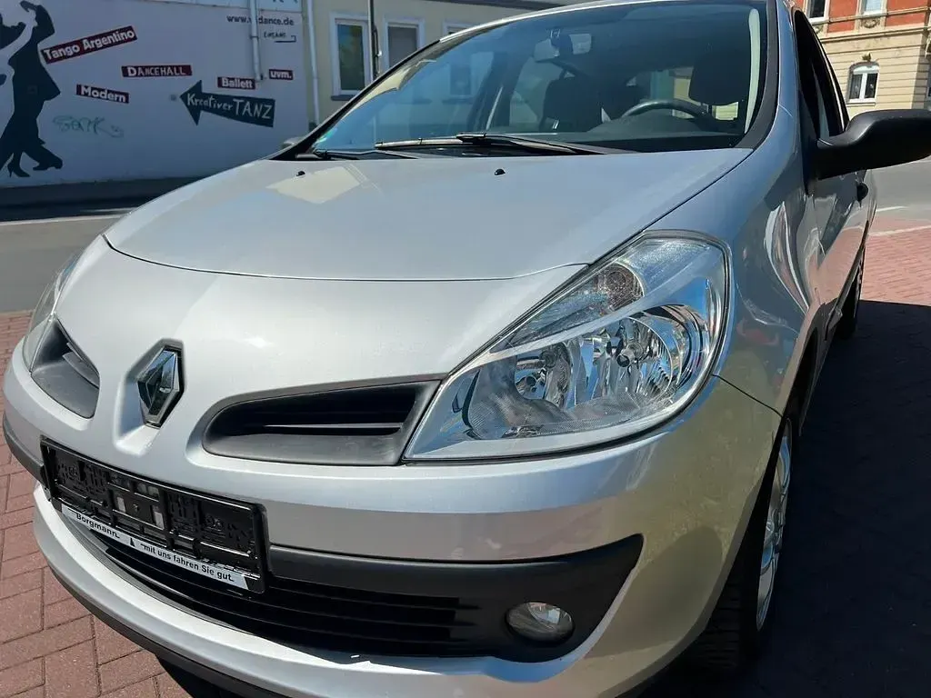 Gebraucht Renault Clio Expression 75 PS (55 kW) 2005 Grau Kleinwagen