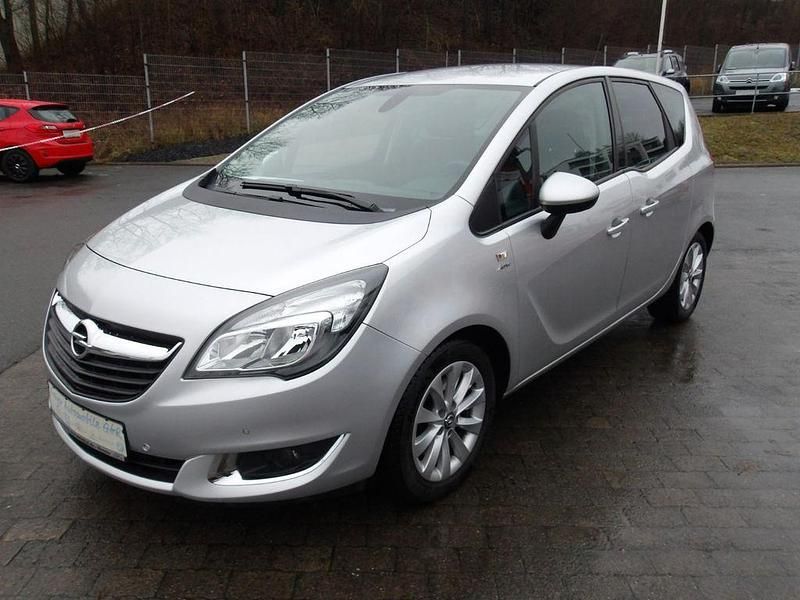 Second-hand Opel Meriva Active 140 CP (102 kW) 2017 Argintiu Monovolum