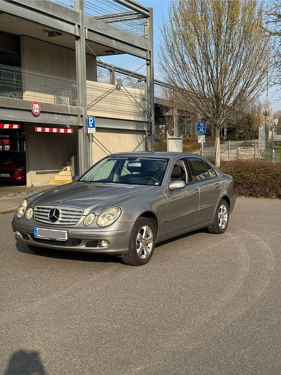 Gebraucht Mercedes E280 Elegance 231 PS (169 kW) 2005 Silber Limousine
