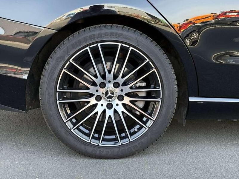 Gebraucht Mercedes C180 170 PS (125 kW) 2023 Schwarz Limousine