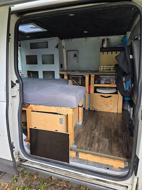 Weiß Gebraucht 2005 VW T5 Van | 8.000 € - Bild 1/4