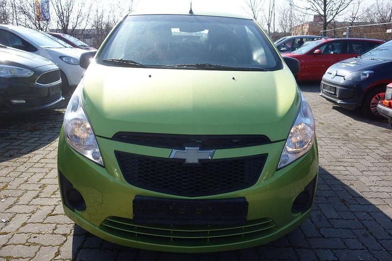Gebraucht Chevrolet Spark 68 PS (50 kW) 2010 Grün Kleinwagen