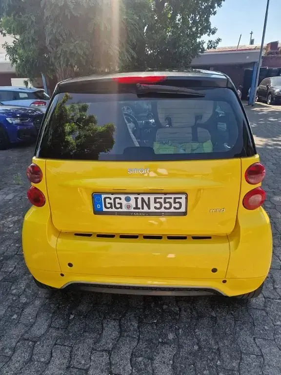 Gebraucht Smart ForTwo Coupé Passion 71 PS (52 kW) 2013 Gelb Coupé