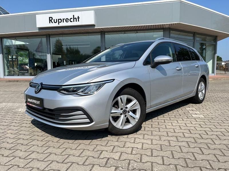 Silber Gebraucht 2021 VW Golf VIII Life Kombi | 18.890 € (Etwas zu teuer) - Bild 1/4