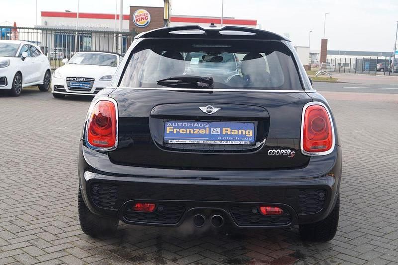 Gebraucht Mini John Cooper Works 192 PS (141 kW) 2017 Schwarz Kleinwagen