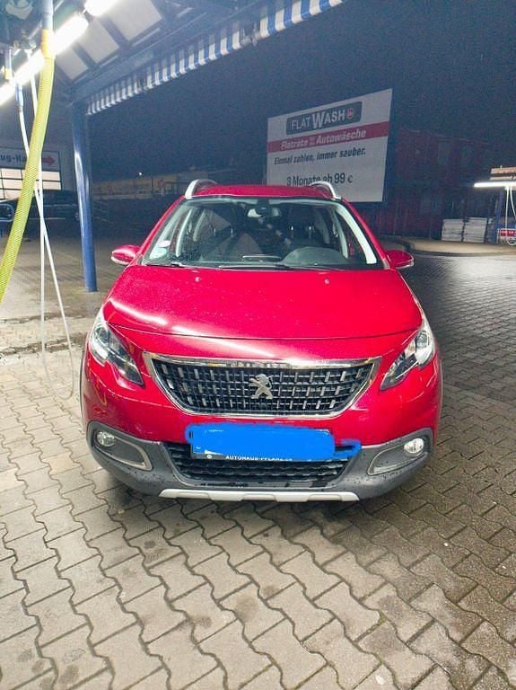 Rot Gebraucht 2016 Peugeot 2008 Allure SUV | 6.700 € (Guter Preis) - Bild 1/4