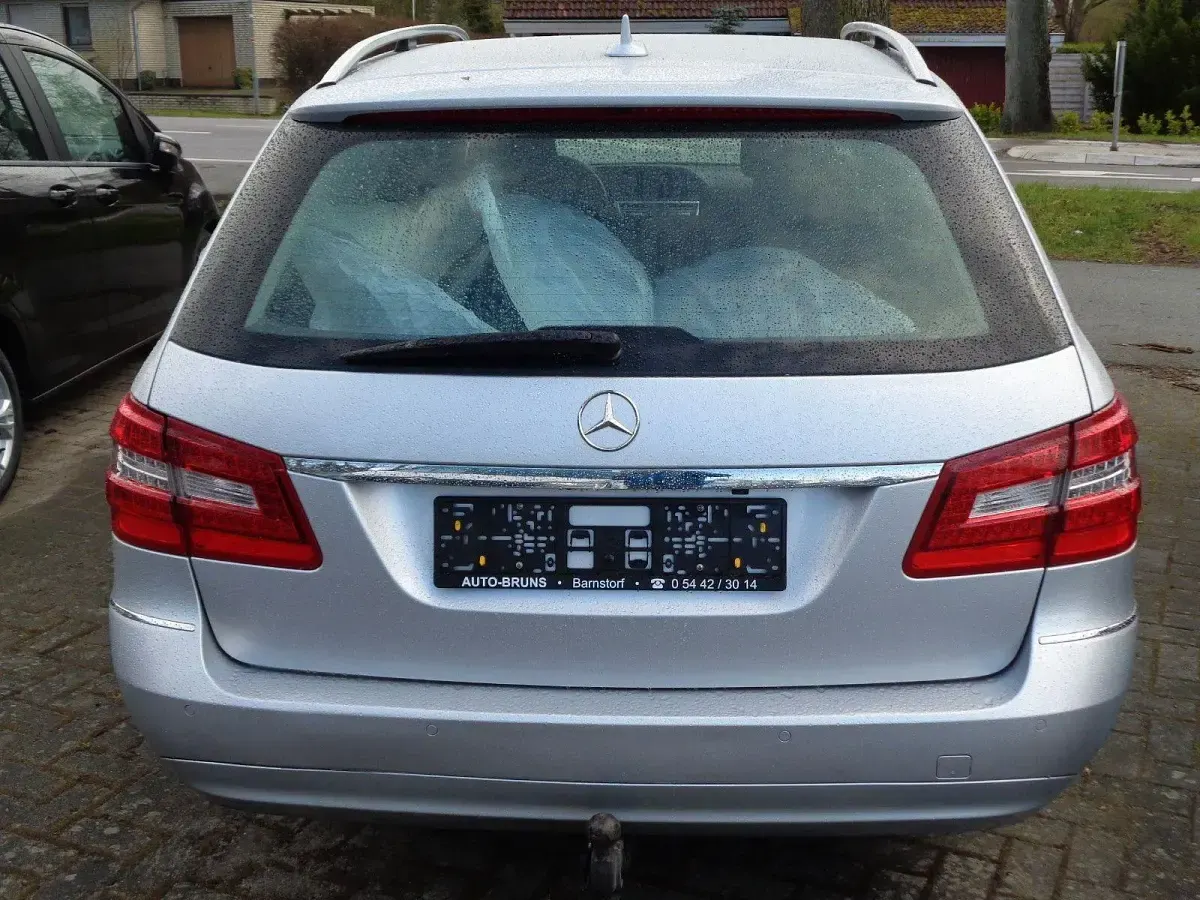 Usata Mercedes E250 Elegance 204 CV (150 kW) 2012 Argento Station wagon