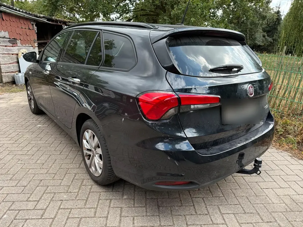 Gebraucht Fiat Tipo 114 PS (83 kW) 2017 Schwarz Kombi