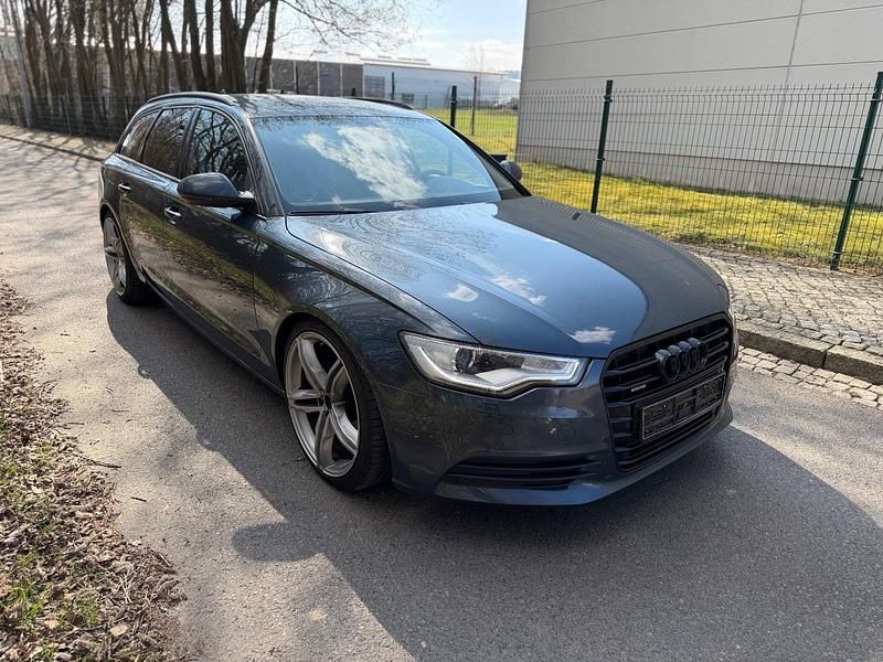 Gebraucht Audi A6 Comfort 204 PS (150 kW) 2011 Grau Kombi