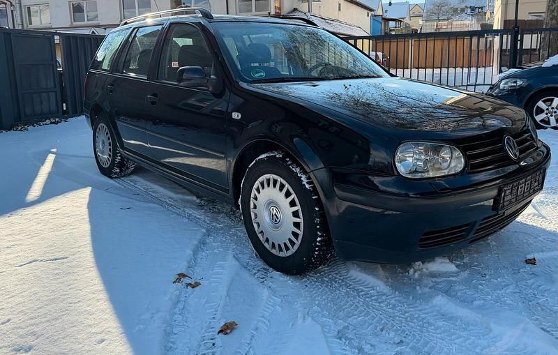 Schwarz Gebraucht 2003 VW Golf IV Kombi | 1.900 € (Fairer Preis) - Bild 1/4