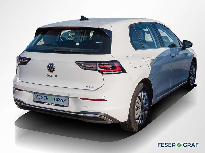 Gebraucht VW Golf VIII Style 150 PS (110 kW) 2025 Weiß Limousine