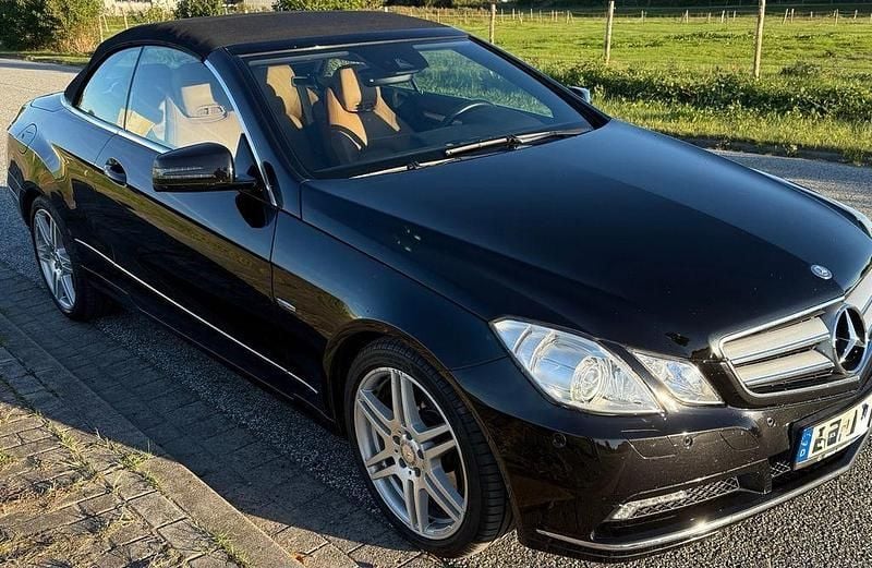 Gebraucht Mercedes E350 Avantgarde 231 PS (169 kW) 2010 Schwarz Cabrio