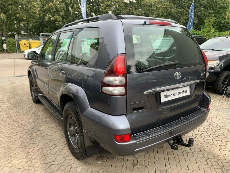 Verkauft Toyota Land Cruiser 3.0 D4D ., gebraucht 2006, 127.000 km in