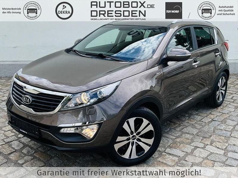 Sandbeige Gebraucht 2012 Kia Sportage Spirit SUV | 14.890 € (Etwas zu teuer) - Bild 1/3