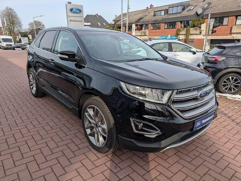 Gebraucht Ford Edge Titanium 209 PS (153 kW) 2016 Schwarz SUV