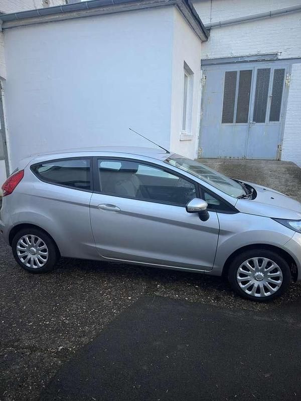 Gebraucht Ford Fiesta 69 PS (50 kW) 2010 Kleinwagen