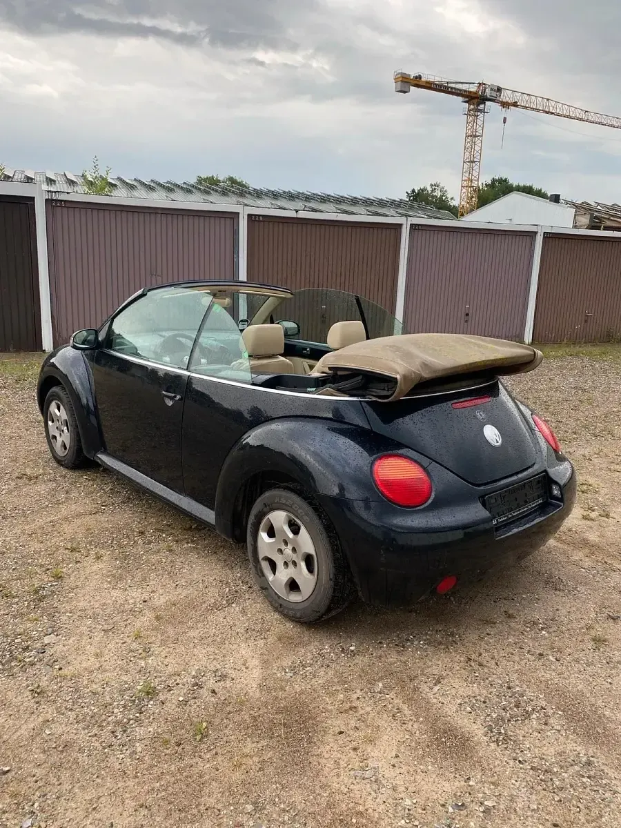 Gebraucht VW New Beetle 102 PS (75 kW) 2005 Schwarz Kleinwagen