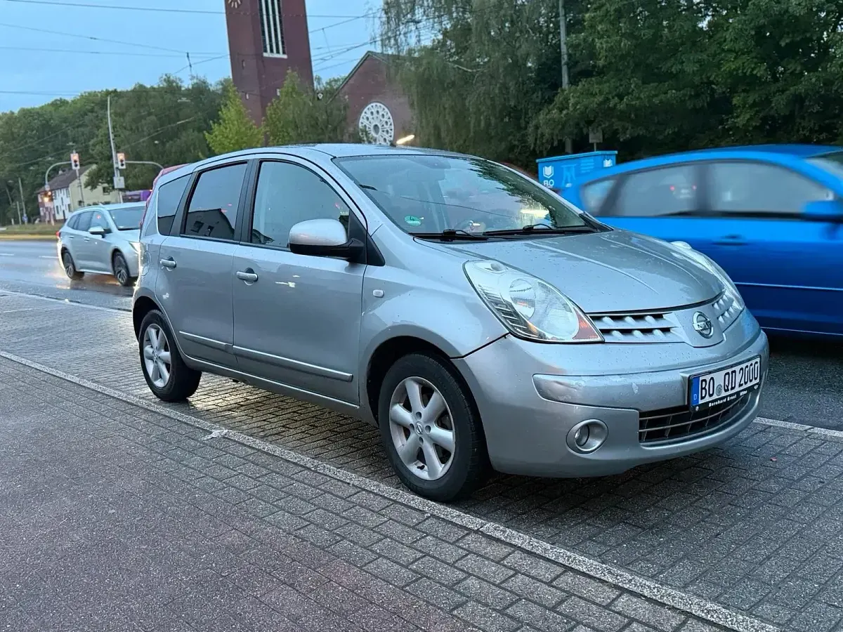 Gebraucht Nissan Note 110 PS (80 kW) 2007 Silber Kleinwagen