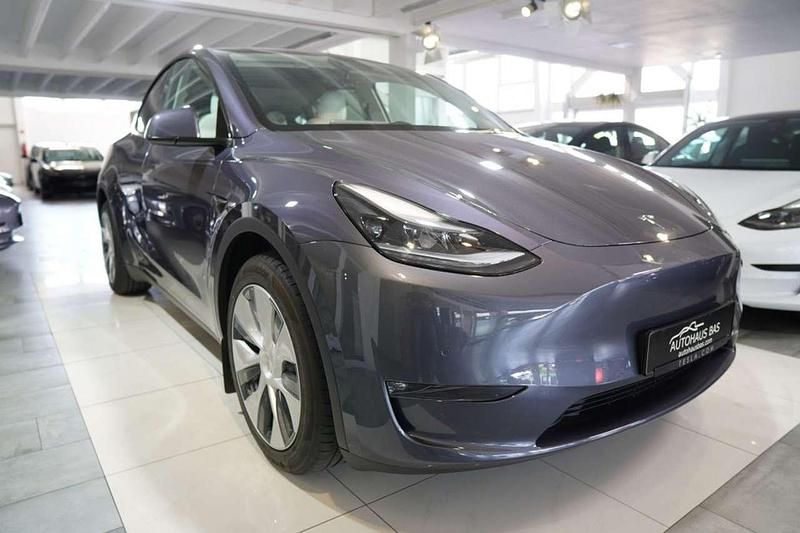 Gebraucht Tesla Model Y 378 kW (514 PS) 2022 Midnight silver SUV