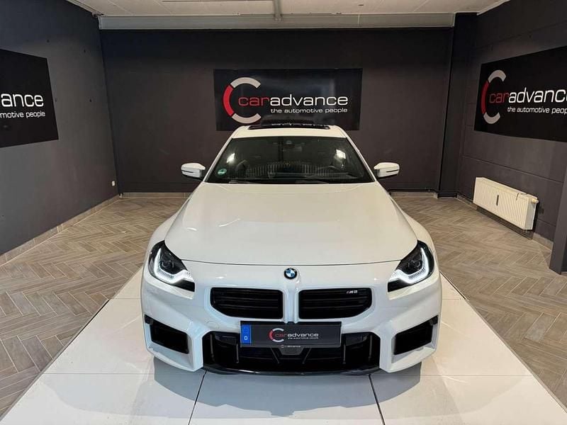 Weiß Gebraucht 2024 BMW M2 Performance Coupé | 63.900 € (Fairer Preis) - Bild 1/4