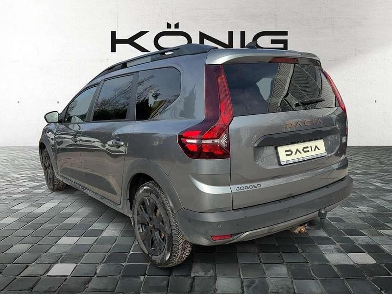 Gebraucht Dacia Jogger Extreme 91 PS (66 kW) 2024 Grau Van / Kleinbus