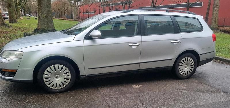 Gebraucht VW Passat 140 PS (102 kW) 2006 Silber Kombi
