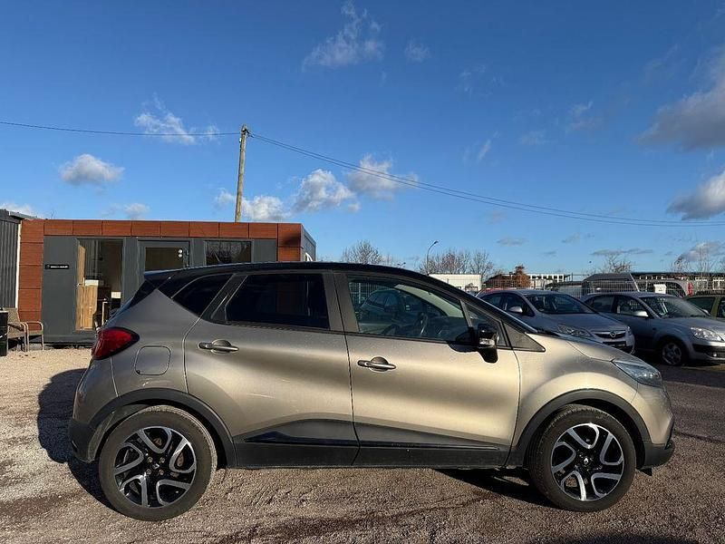 Gebraucht Renault Captur Dynamique 90 PS (66 kW) 2015 Beige SUV