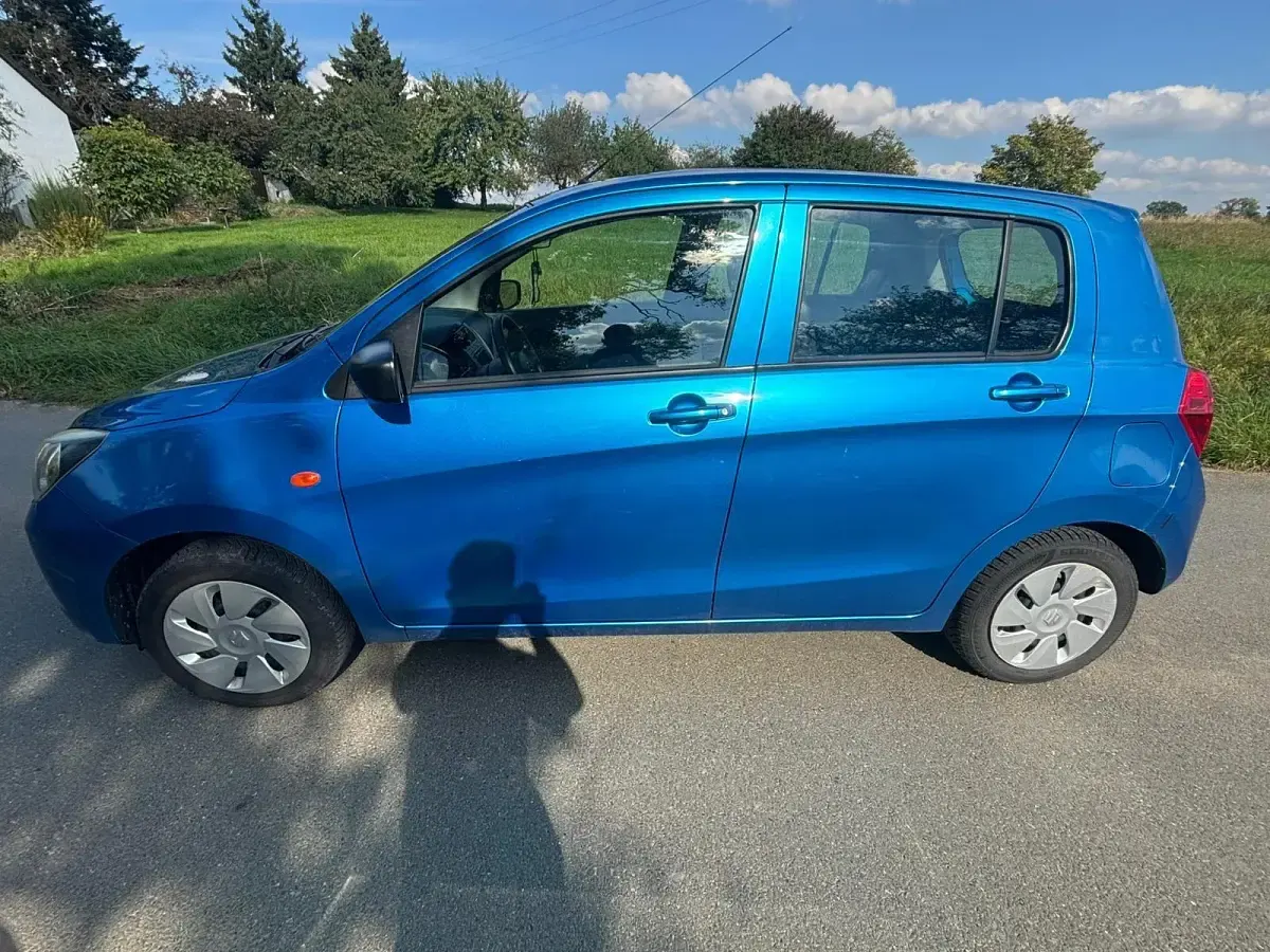 Gebraucht Suzuki Celerio 68 PS (50 kW) 2017 Blau Kleinwagen