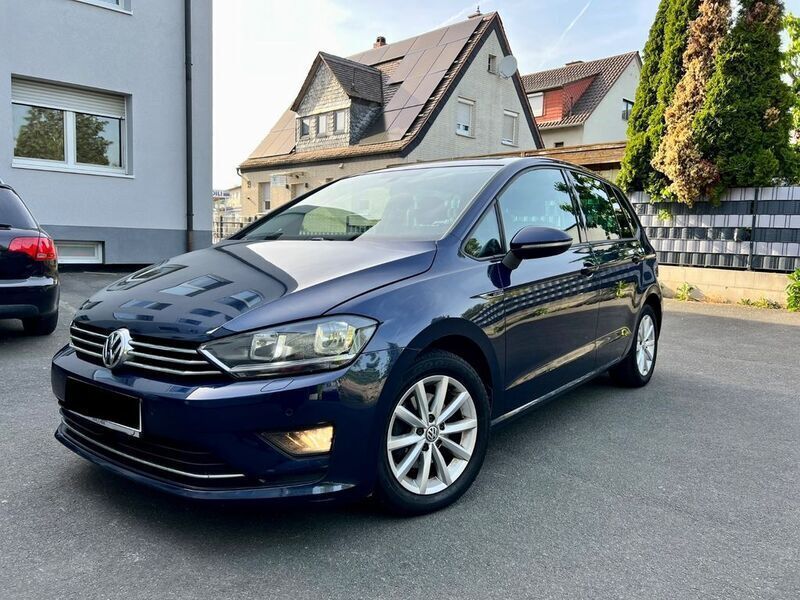 Blau Gebraucht 2016 VW Golf Sportsvan LOUNGE Van / Kleinbus | 12.900 € (Guter Preis) - Bild 1/4