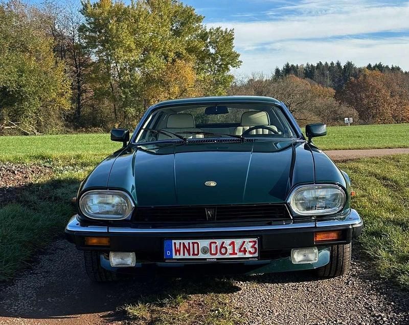 Second-hand Jaguar XJS 275 CP (202 kW) 1991 Verde Coupe