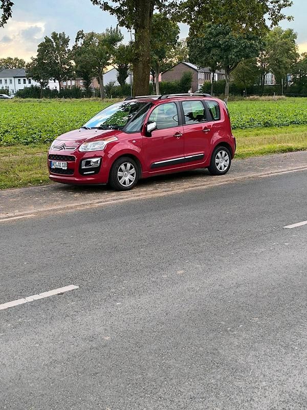 Rot Gebraucht 2014 Citroën C3 Picasso Van / Kleinbus | 2.500 € (Fairer Preis) - Bild 1/4