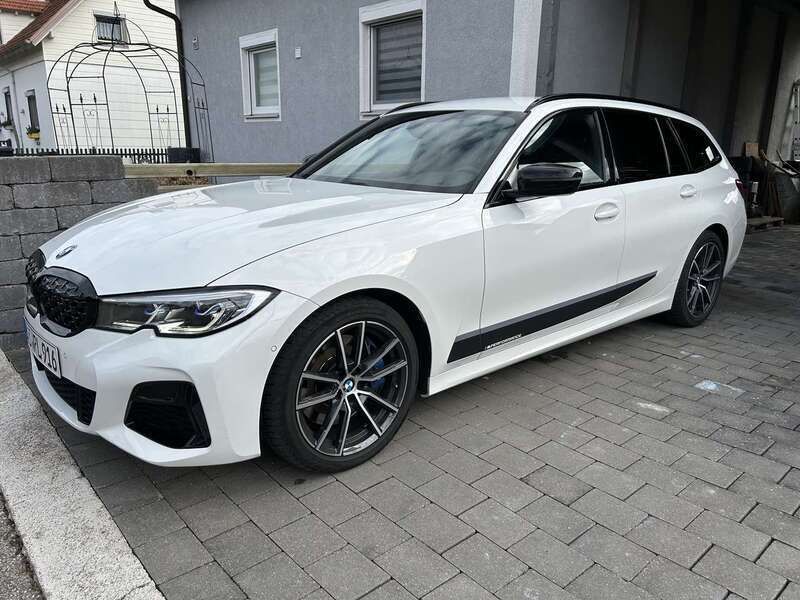 Weiß Gebraucht 2020 BMW M340 M Sport Limousine | 34.999 € (Guter Preis) - Bild 1/4