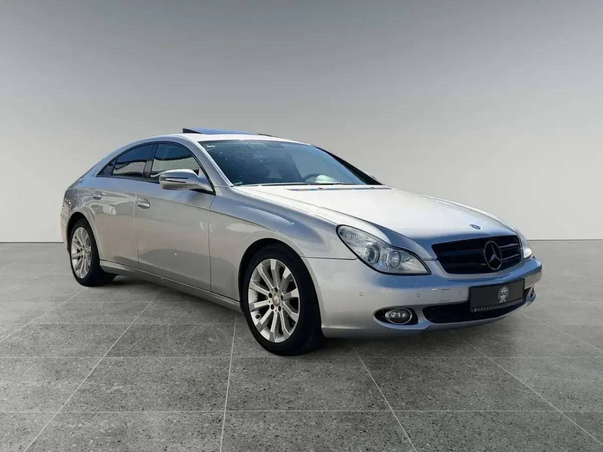 Gebraucht Mercedes CLS350 224 PS (164 kW) 2010 Iridiumsilber Coupé