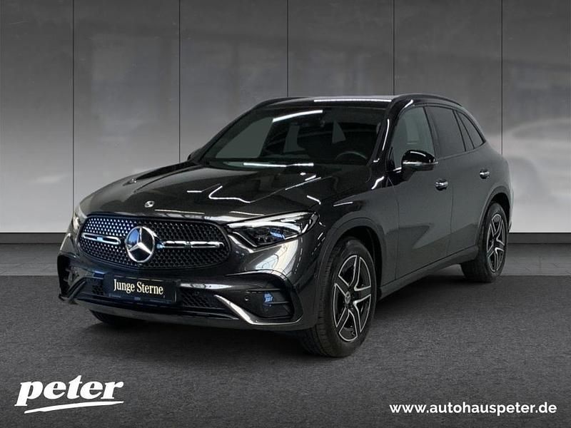 Metalliclack graphitgrau Gebraucht 2024 Mercedes GLC220 AMG SUV | 55.810 € (Superpreis) - Bild 1/4