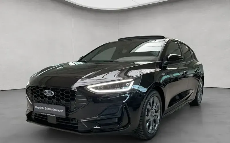 Używany Ford Focus ST-Line X 155 KM (114 kW) 2024 Sedan/Limuzyna