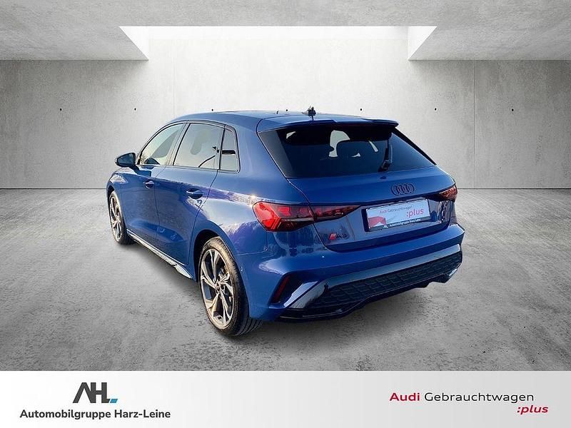 Gebraucht Audi A3 S-Line 150 PS (110 kW) 2024 Blau Limousine