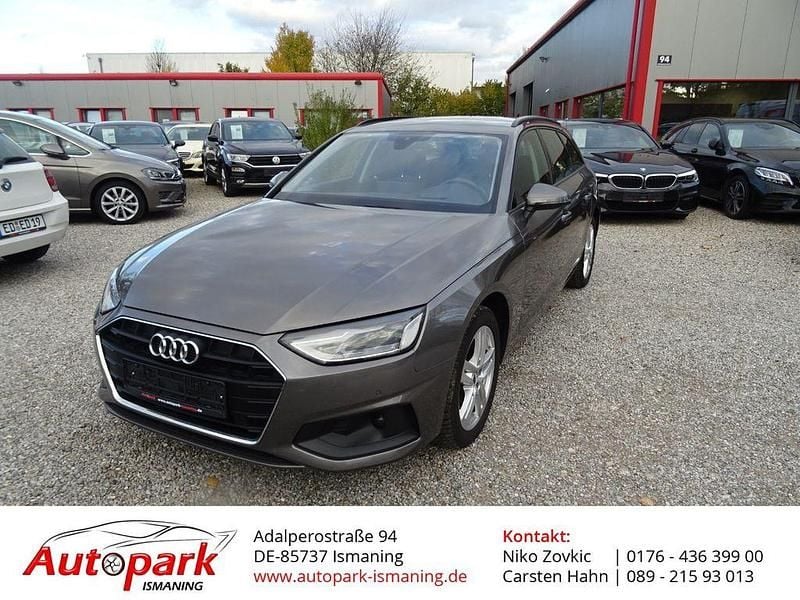 Terragrau metallic, terragrau Gebraucht 2022 Audi A4 Basis Kombi | 28.999 € (Teuer) - Bild 1/4