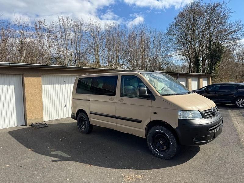 Gebraucht VW Multivan 174 PS (127 kW) 2005 Beige Van
