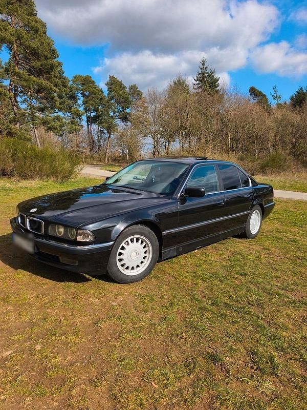 Gebraucht BMW 728 193 PS (141 kW) 1997 Schwarz Limousine