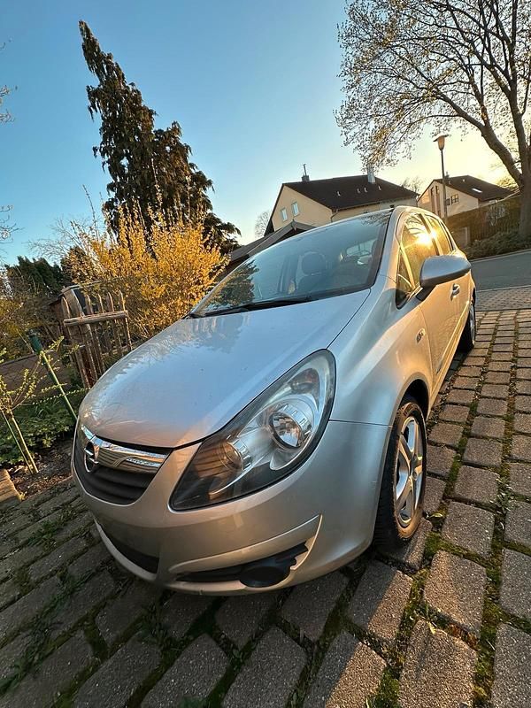 Gebraucht Opel Corsa 80 PS (58 kW) 2007 Kleinwagen