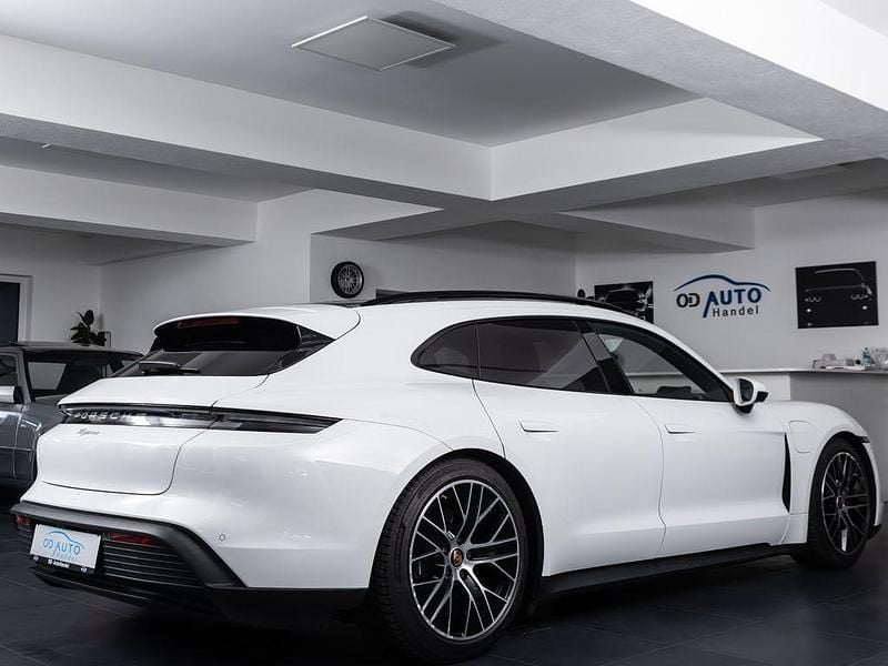 Gebraucht Porsche Taycan 350 kW (476 PS) 2023 Weiß Limousine