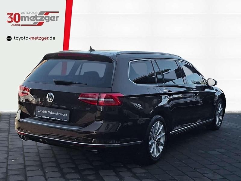 Gebraucht VW Passat Highline 190 PS (139 kW) 2016 Rot Kombi