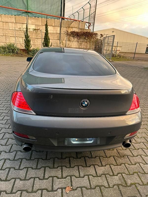 Gebraucht BMW 645 333 PS (244 kW) 2004 Grau Coupé