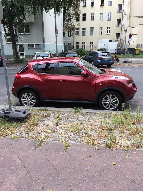 Rot Gebraucht 2012 Nissan Juke Acenta SUV | 6.700 € (Guter Preis) - Bild 1/4