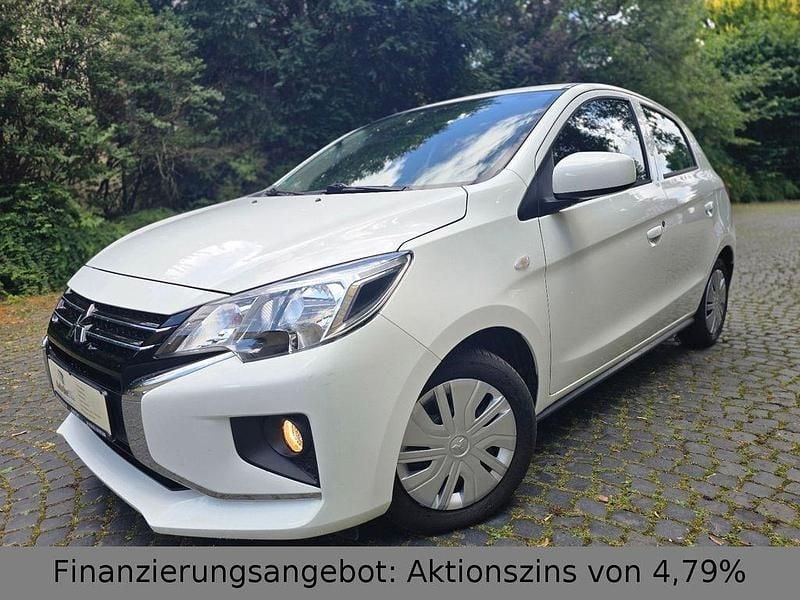 Weiß Gebraucht 2024 Mitsubishi Space Star Select Limousine | 11.690 € (Guter Preis) - Bild 1/4