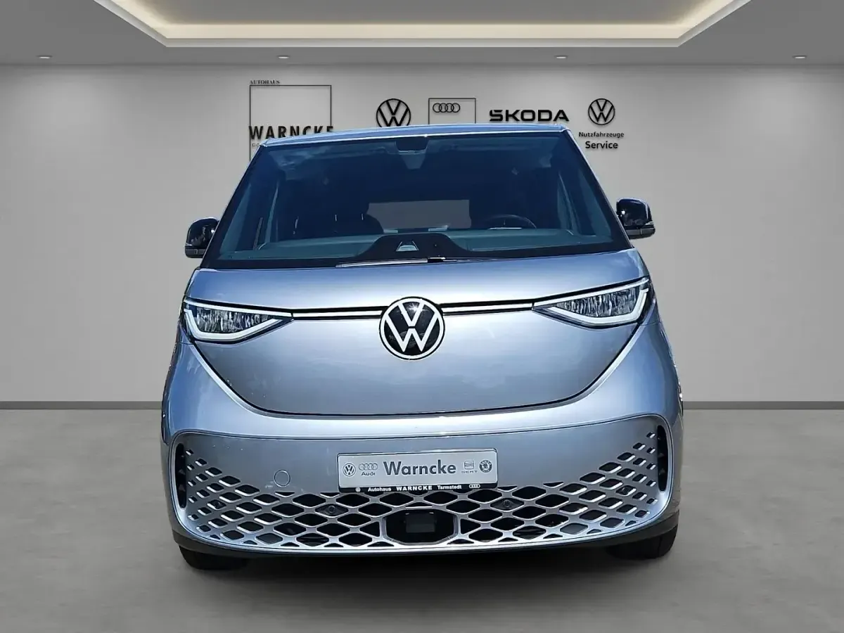 Gebraucht VW ID. Buzz Pro 210 kW (286 PS) 2024 Silber Van / Kleinbus