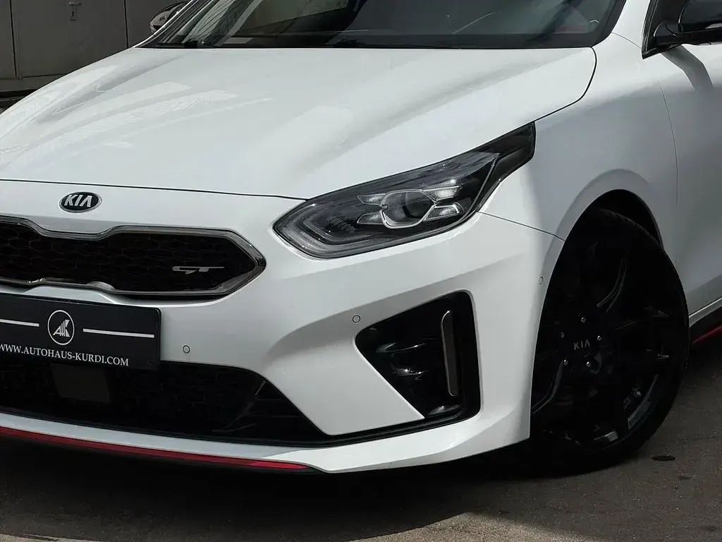 Gebraucht Kia ProCeed GT 204 PS (150 kW) 2019 Deluxe white Kombi
