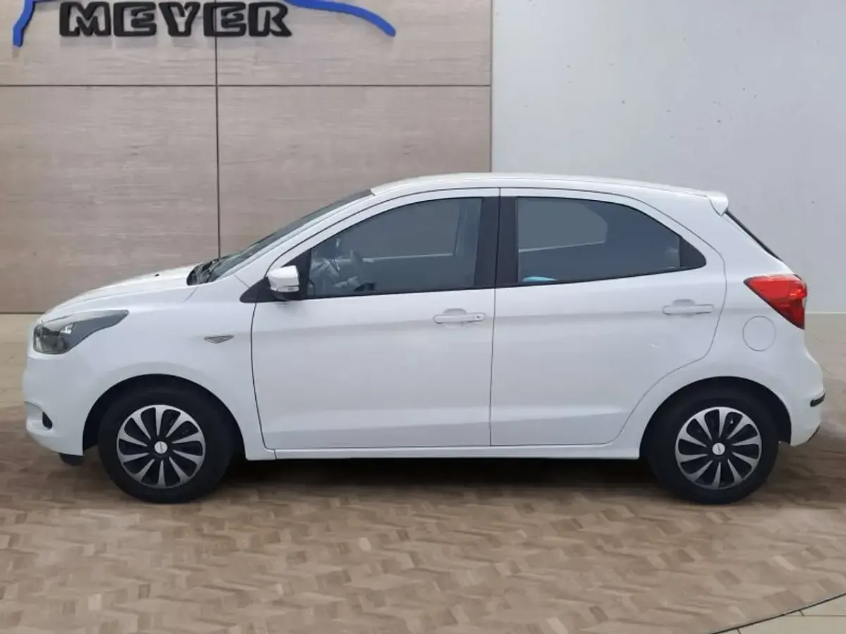 Second-hand Ford Ka 69 CP (50 kW) 2017 Alb Berlinǎ