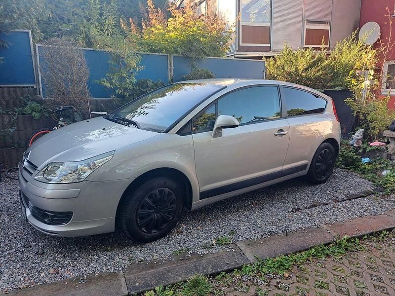 Grau Gebraucht 2008 Citroën C4 Coupé | 1.680 € (Fairer Preis) - Bild 1/4