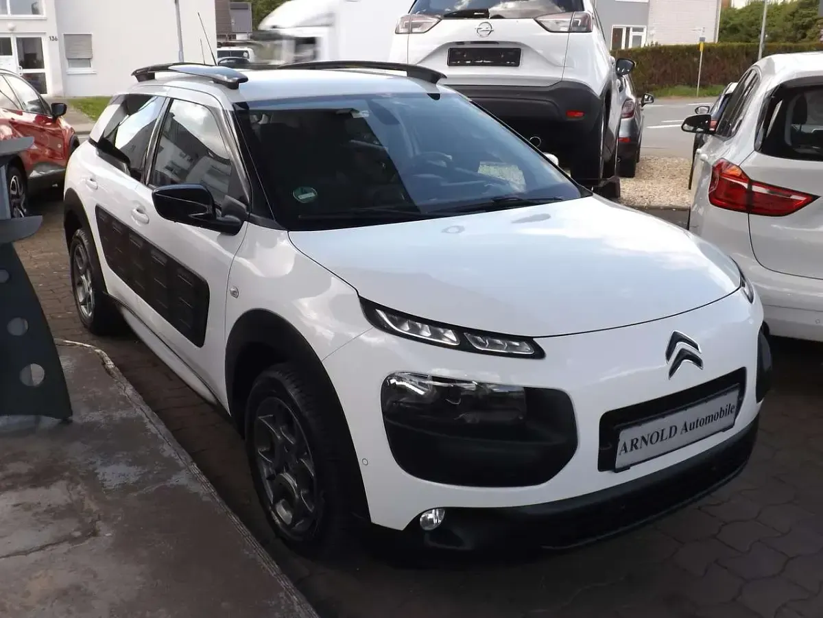 Gebraucht Citroën C4 Feel 82 PS (60 kW) 2015 Lack weiss banquise/ SUV